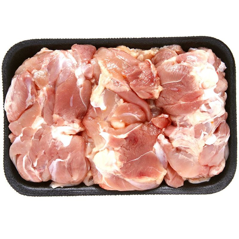 File-de-Coxa-Com-Sobrecoxa-Com-Pele-Resfriada-Bandeja