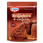 Mistura-Para-Bolo-de-Brigadeiro-Com-Confeitos-dr-Oetker-300g