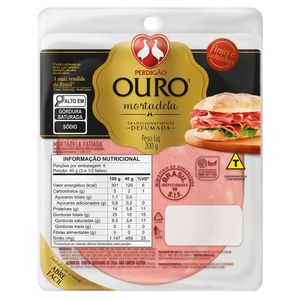Mortadela tradicionalmente defumada Perdigão Ouro 200g