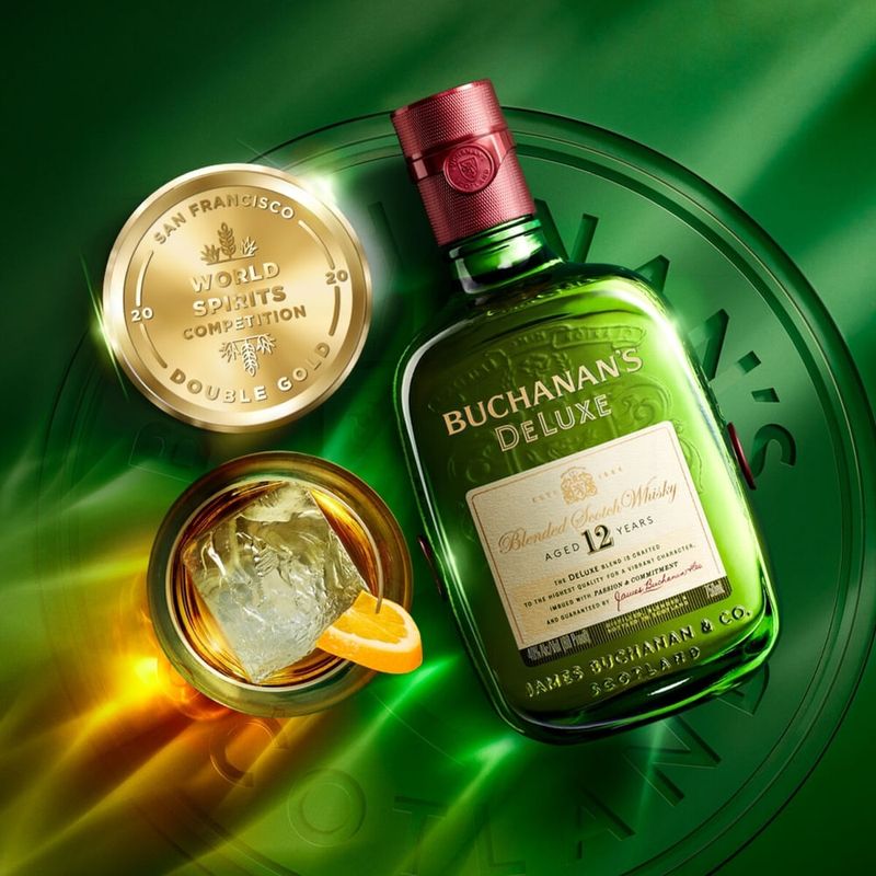 whisky-escoces-deluxe-buchanans-750ml