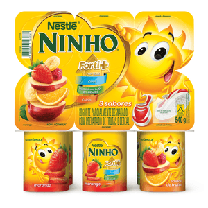 Iogurte Polpa de Morango, Salada de Frutas, Maçã e Banana Nestlé Ninho 540g com 6 unidades