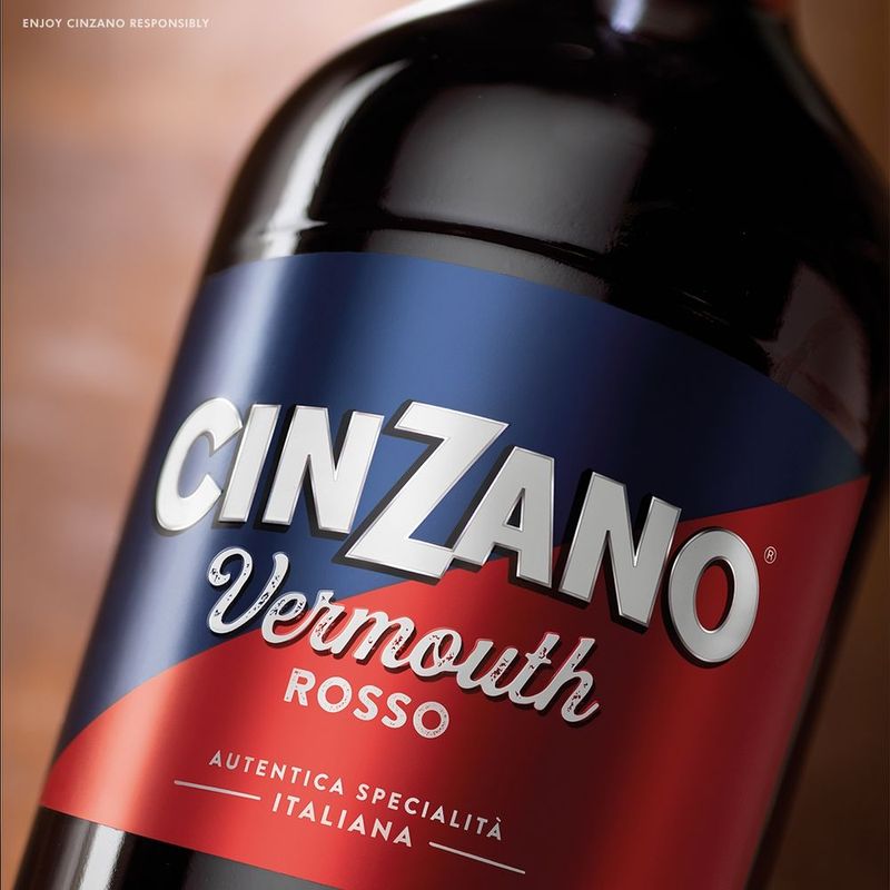 23086Vermute-Cinzano-Rosso-1000ml3